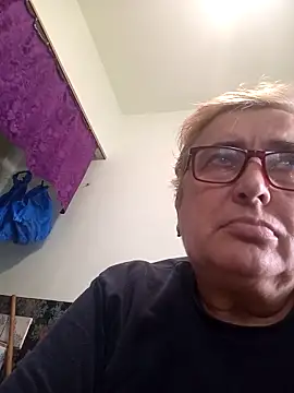 Snapshot of Sonya51561 chatting on 10.17.25 Sonya51561 online show from 10.17.25