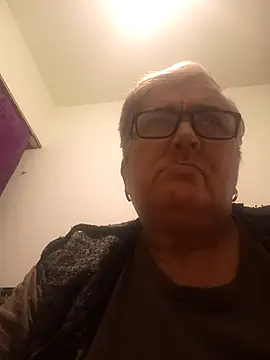 Sonya51561 online show from 12.15.25