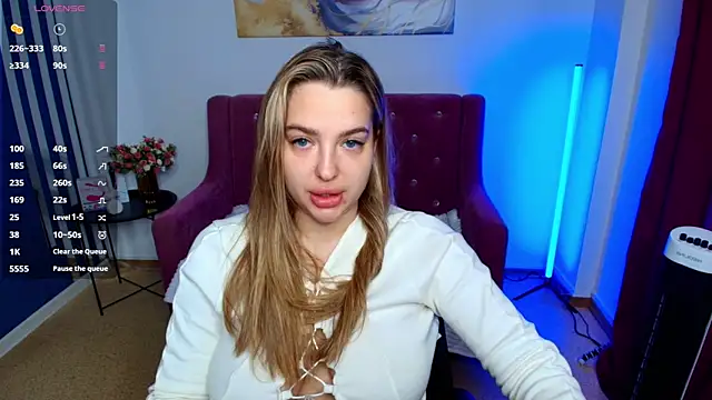 Snapshot of Emma__Ross chatting on 05.09.26 Emma Ross online show from 05.09.26
