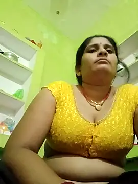 Hot-piuy online show from 09.11.25