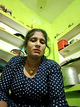 Hot-piuy online show from 09.15.25