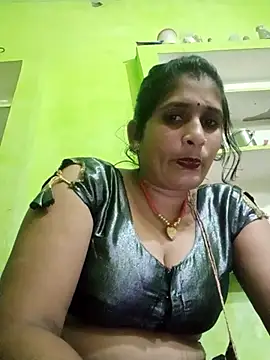 Hot-piuy online show from 09.17.25