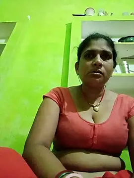 Hot-piuy online show from 09.20.25