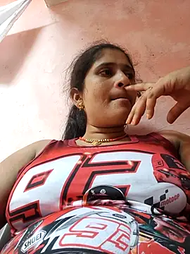 Hot-piuy online show from 09.21.25