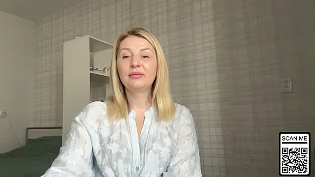 Blondie xoxoxo online show from 02.17.26