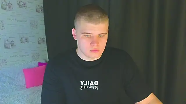 kittenmurr online show from 09.20.25