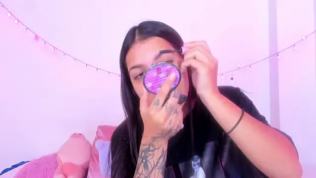 Abby roussee online show from 10.10.25