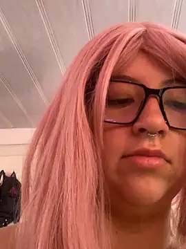 Snapshot of Blair_Bunnyy chatting on 09.10.25 Blair Bunnyy online show from 09.10.25