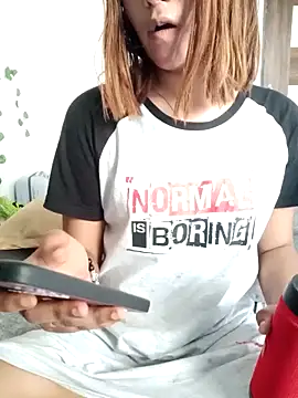 Snapshot of Cutie_Shruti chatting on 10.24.25 Cutie Shruti online show from 10.24.25