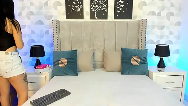 natasha moreno online show from 02.21.26