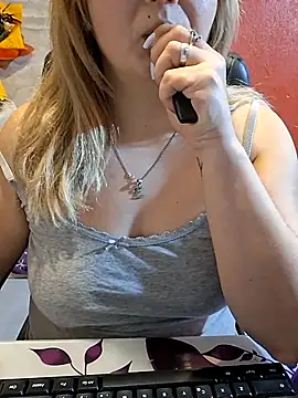 qSensi online show from 12.02.25