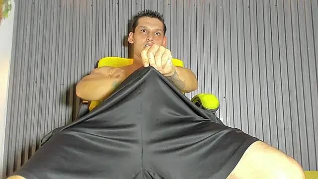 MARCUS SMITHH1 online show from 10.02.25