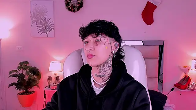 Luci Rose online show from 01.10.26