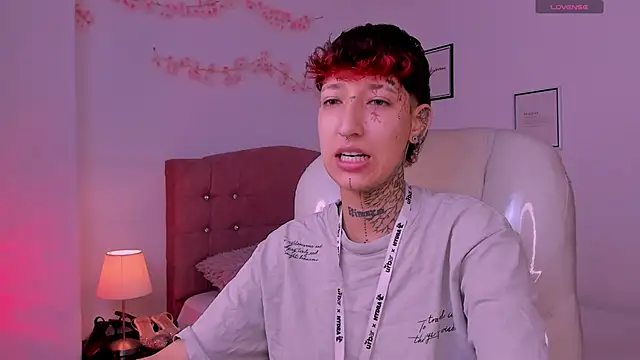 Luci Rose online show from 05.28.26