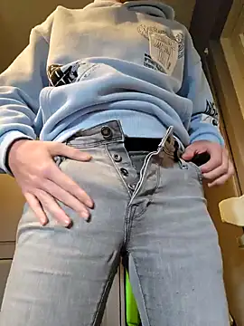 Trekkerboi online show from 10.26.25