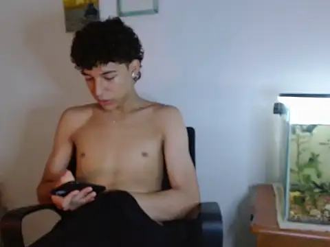 Xtremeplay 18 online show from 09.17.25