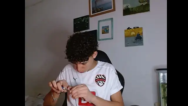 Xtremeplay 18 online show from 11.01.25