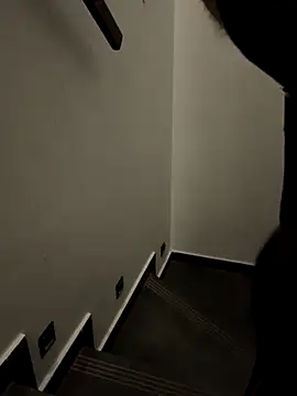 vanessa tom online show from 10.16.25