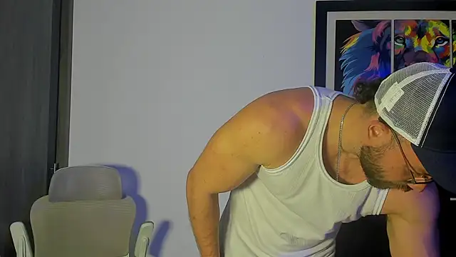 Snapshot of JoshuaLyon chatting on 10.31.25 JoshuaLyon online show from 10.31.25