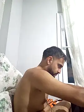 Snapshot of Muratcan33 chatting on 10.02.25 Muratcan33 online show from 10.02.25