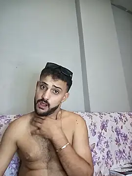 Snapshot of Muratcan33 chatting on 10.22.25 Muratcan33 online show from 10.22.25