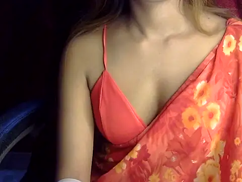 heartless Queen online show from 11.26.25