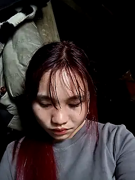 Snapshot of EllyBaby20 chatting on 10.04.25 EllyBaby20 online show from 10.04.25