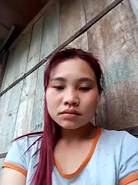 Snapshot of EllyBaby20 chatting on 10.12.25 EllyBaby20 online show from 10.12.25