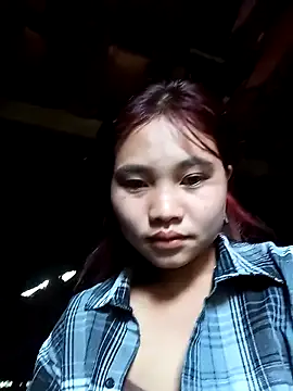 Snapshot of EllyBaby20 chatting on 10.18.25 EllyBaby20 online show from 10.18.25