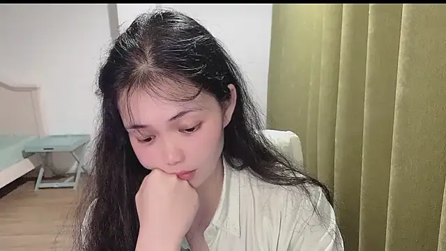 Snapshot of zora-168 chatting on 10.03.25 zora-168 online show from 10.03.25