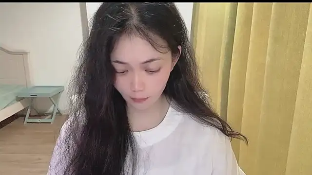 Snapshot of zora-168 chatting on 10.06.25 zora-168 online show from 10.06.25