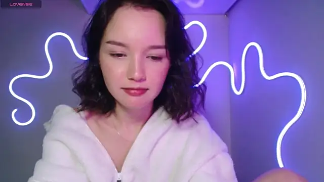 DemiWildcat online show from 10.07.25