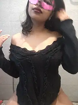 Snapshot of Minu_Cam chatting on 07.13.26 Minu Cam online show from 07.13.26