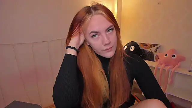 Snapshot of Gingerr_pie chatting on 10.06.25 Gingerr pie online show from 10.06.25