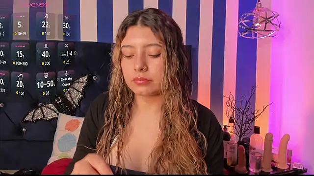 valeria rouse28 online show from 10.16.25