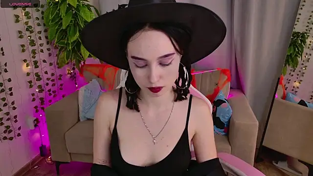 MonikaCarter online show from 10.30.25