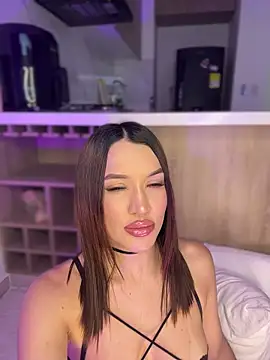 Bella-taylorr online show from 03.24.26