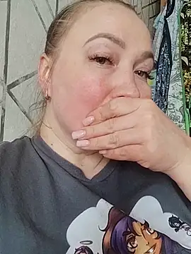 Kiss Eva online show from 03.04.26