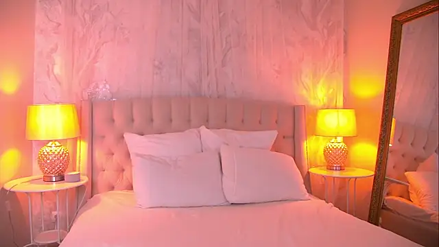 AshleyEvance online show from 04.16.26