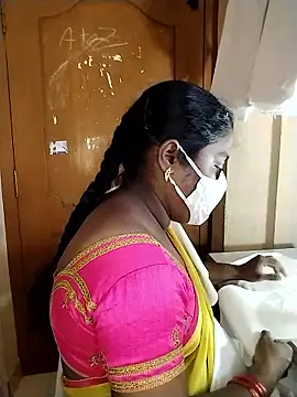 Snapshot of Megha_21 chatting on 11.03.25 Megha 21 online show from 11.03.25