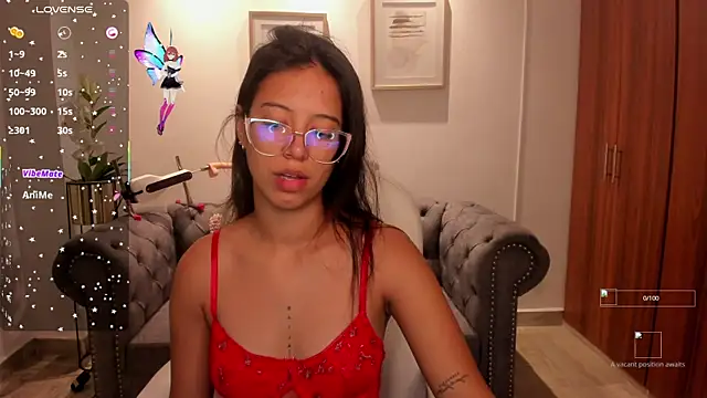 raven stonee online show from 10.13.25