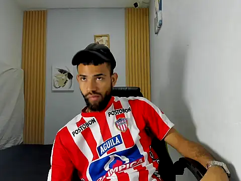 Snapshot of adri_sexboy229 chatting on 10.03.25 adri sexboy229 online show from 10.03.25