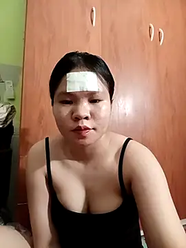 emyeuhss online show from 10.02.25