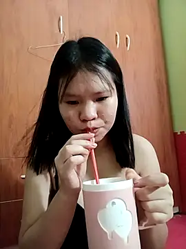 emyeuhss online show from 10.19.25