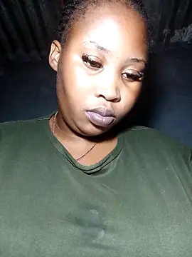 Snapshot of OCEANSQUITERXXX chatting on 11.01.25 OCEANSQUITERXXX online show from 11.01.25