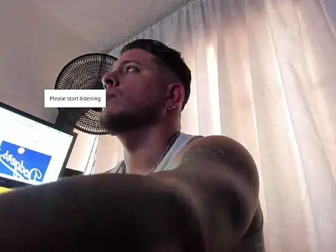 Snapshot of latin_horny25 chatting on 10.23.25 latin horny25 online show from 10.23.25