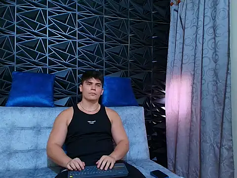 Snapshot of Jared_Rosse chatting on 12.16.25 Jared Rosse online show from 12.16.25