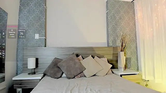 MiilaBlake online show from 09.24.25