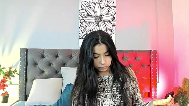 sophiielust online show from 09.08.25