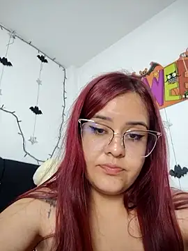 Snapshot of Rubymoon_07 chatting on 10.25.25 Rubymoon 07 online show from 10.25.25